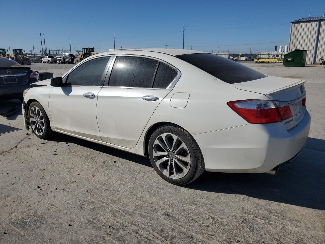 2015 Honda Accord VIN 1HGCR2F54FA054133 Copart auction photo, front end / minor dent/scratches damage thumbnail 2