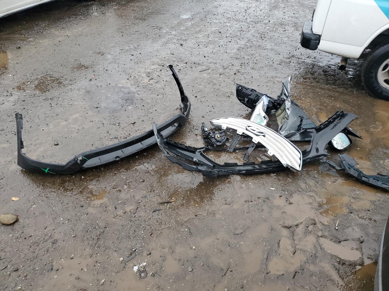 2013 Hyundai Santa Fe VIN KM8SM4HF2DU003845 Copart auction photo, front end damage thumbnail 13