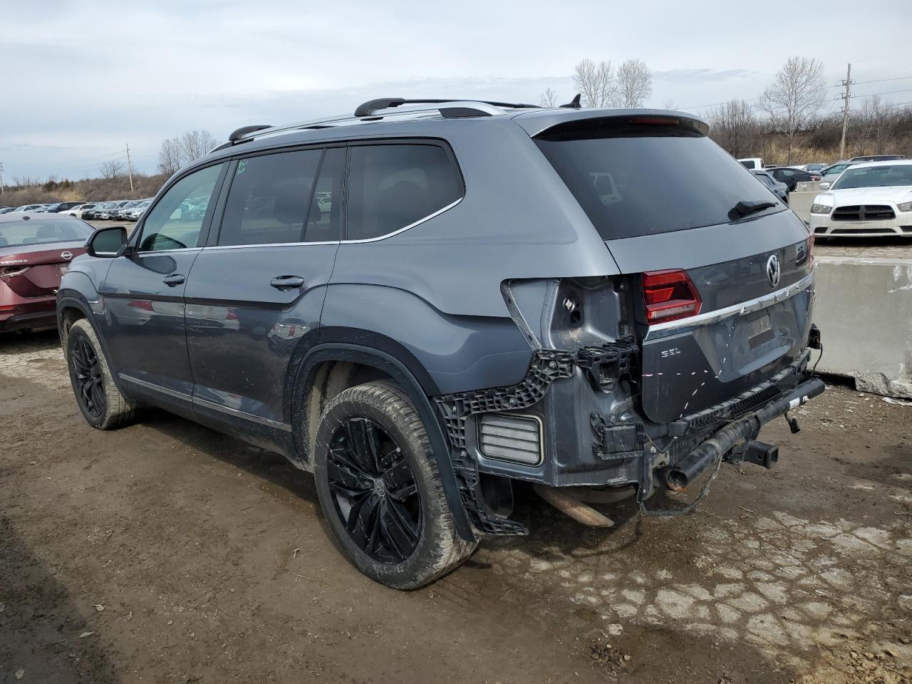2018 Volkswagen Atlas VIN 1V2MR2CA0JC510810 Copart auction photo, rear end damage thumbnail 2