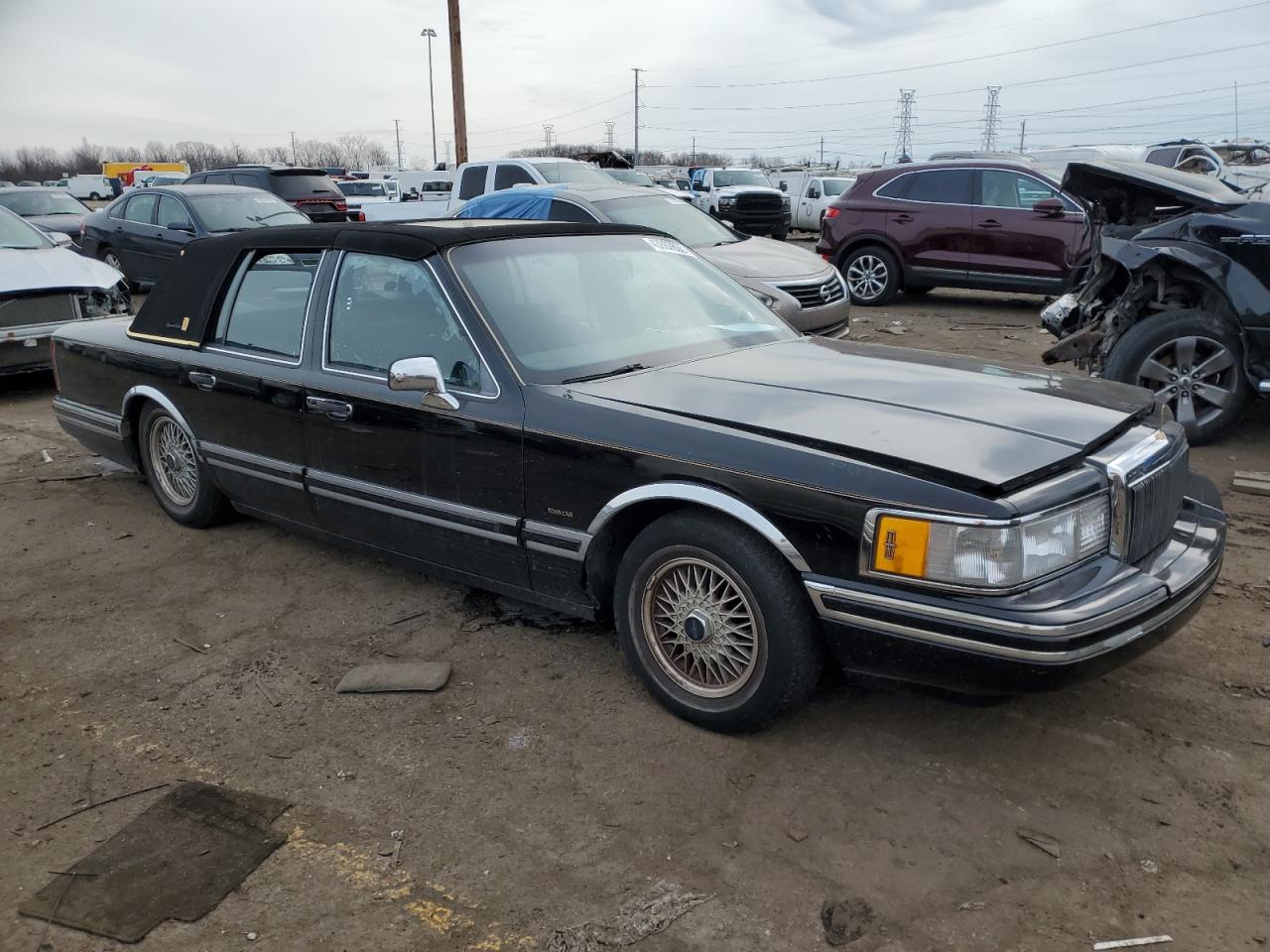 1991 Lincoln Town Car VIN 1LNCM81W8MY645727 Copart auction photo, side / mechanical damage thumbnail 4