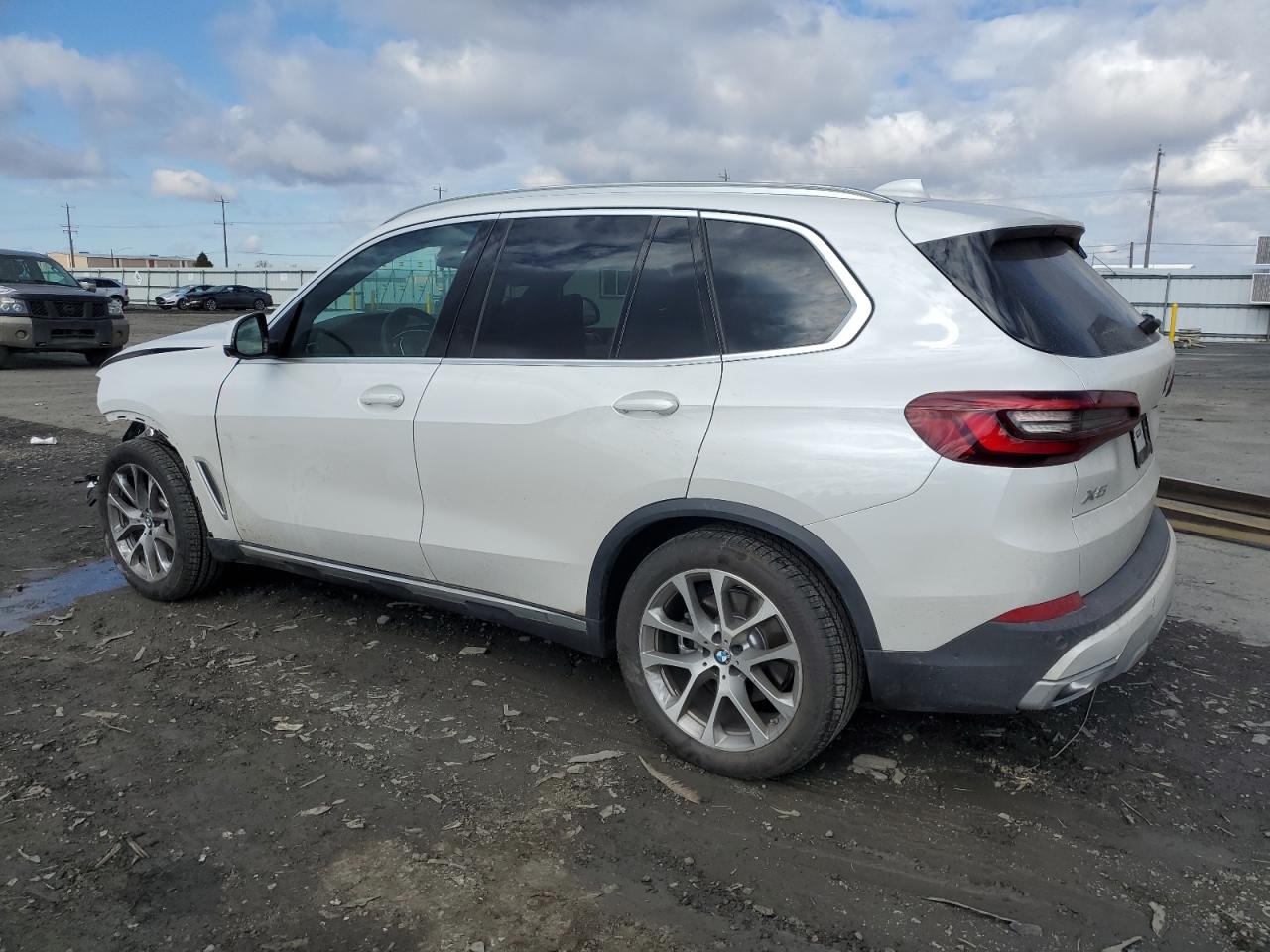 2023 BMW X5 VIN 5UXCR6C04P9R89507 Copart auction photo, front end / side damage thumbnail 2