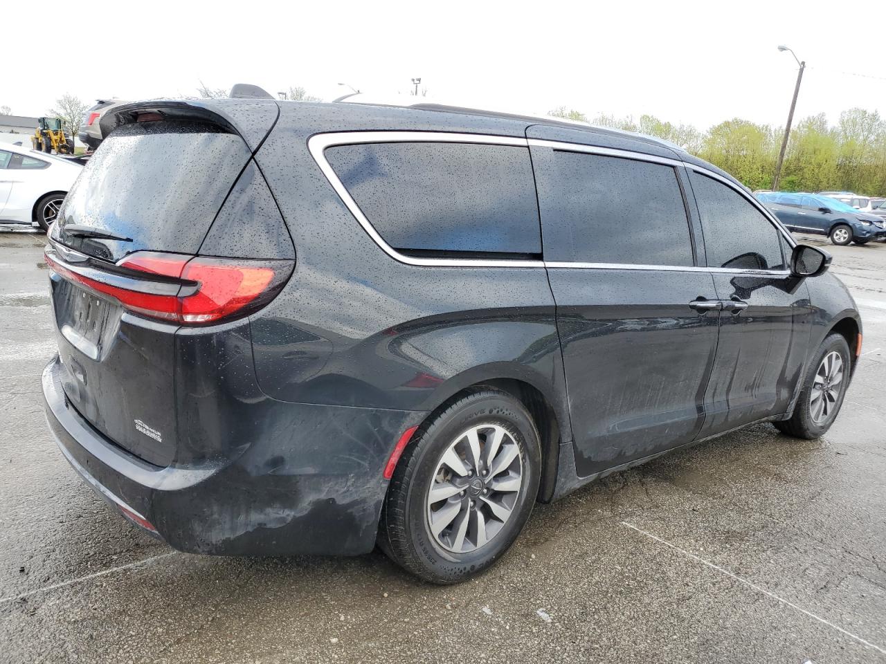 2021 Chrysler Pacifica VIN 2C4RC1BG2MR515298 Copart auction photo, side / undercarriage damage thumbnail 3