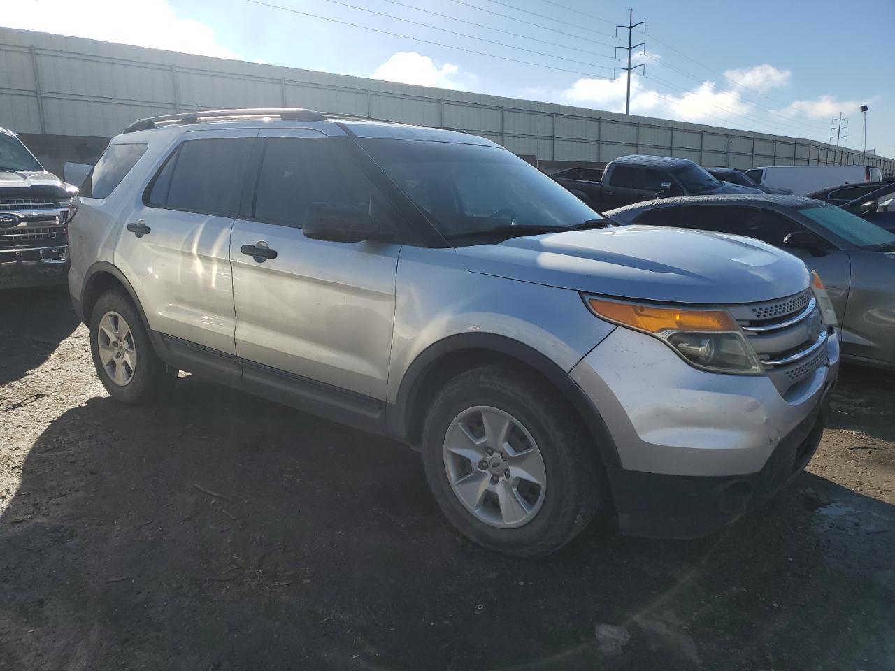 2011 Ford Explorer VIN 1FMHK8B86BGA73779 Copart auction photo, front end damage thumbnail 4