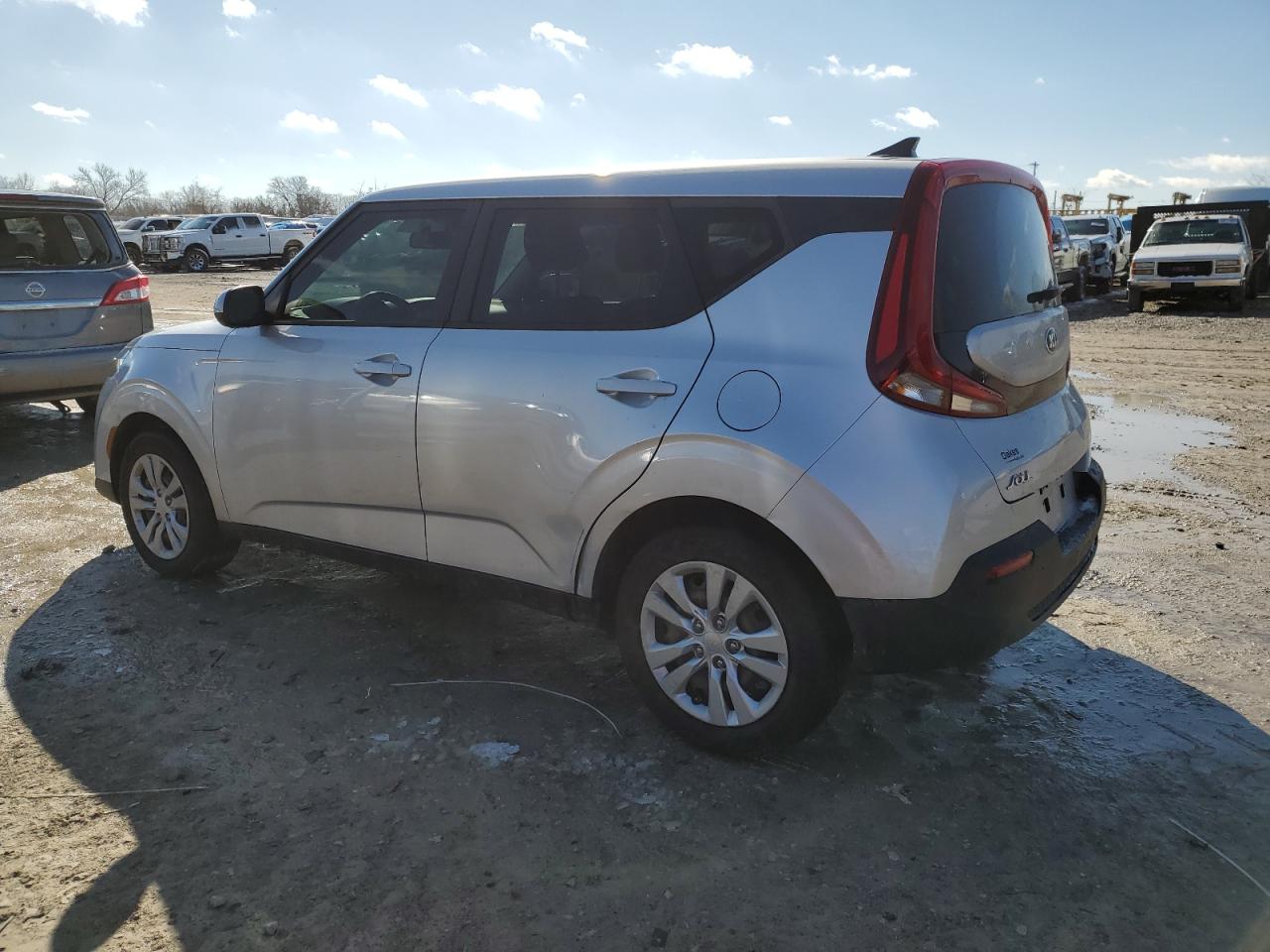 2020 KIA Soul VIN KNDJ23AUXL7097804 Copart auction photo, front end damage thumbnail 2