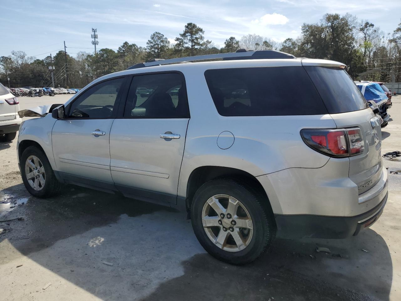 2015 GMC Acadia VIN 1GKKRPKD9FJ261481 Copart auction photo, vandalism / front end damage thumbnail 2