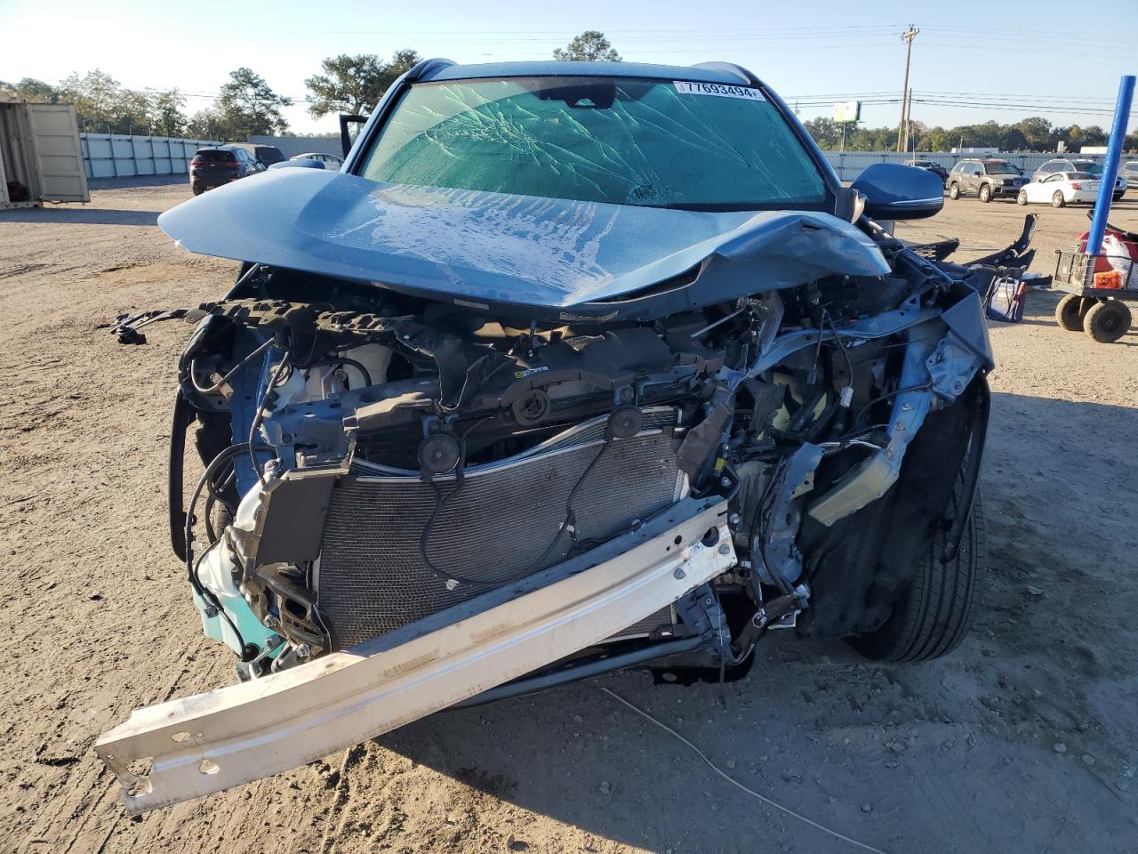 2022 Toyota RAV 4 VIN 4T3T6RFV3NU070288 Copart auction photo, front end / side damage thumbnail 5