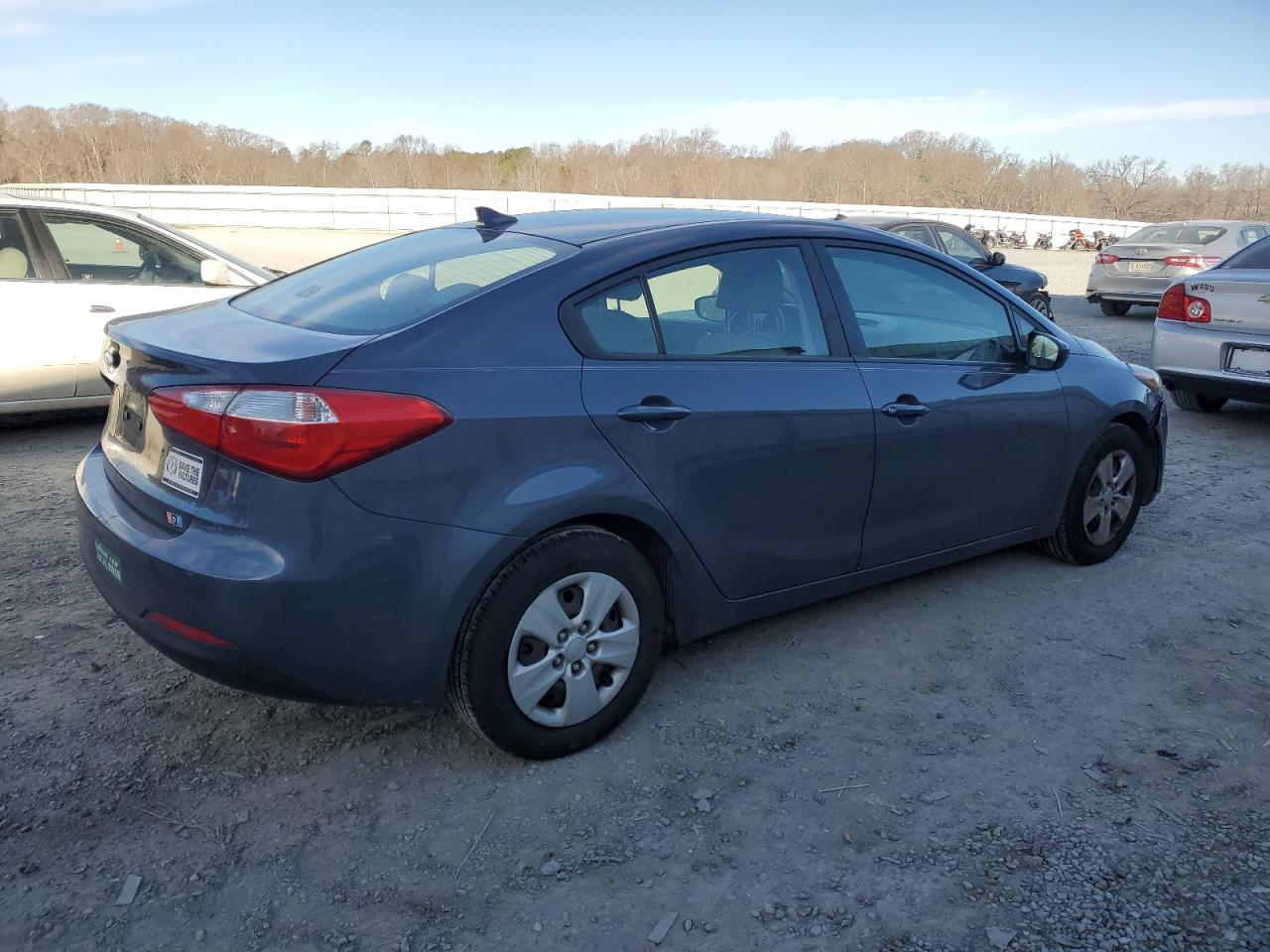 2014 KIA Forte VIN KNAFK4A60E5062830 Copart auction photo, front end / minor dent/scratches damage thumbnail 3