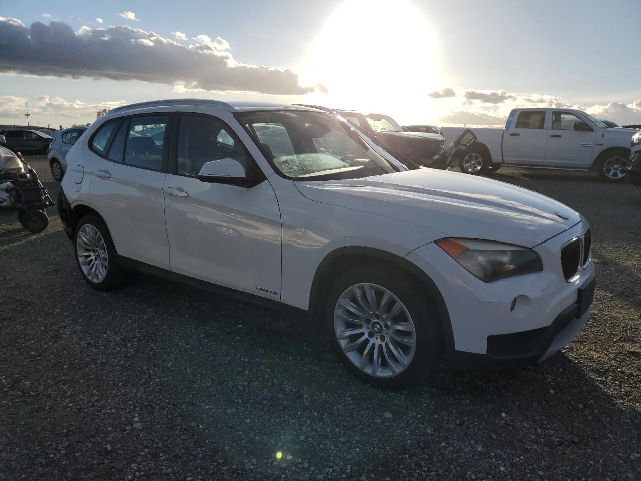 2013 BMW X1 VIN WBAVM1C58DVW44021 Copart auction photo, rear end damage thumbnail 4