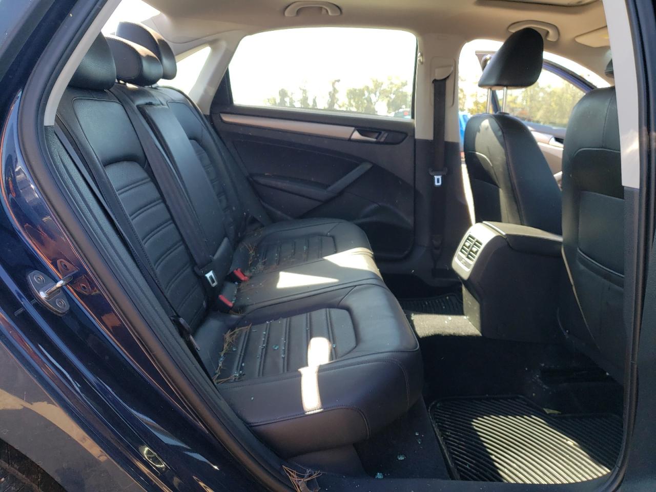 2015 Volkswagen Passat VIN 1VWBT7A35FC030715 Copart auction photo, all over damage thumbnail 10