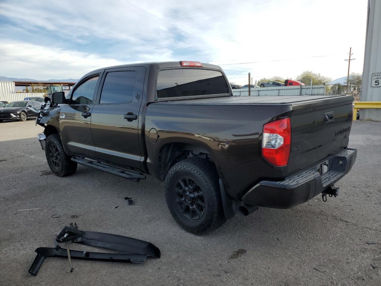 2018 Toyota Tundra VIN 5TFAY5F13JX720251 Copart auction photo, front end / mechanical damage thumbnail 2