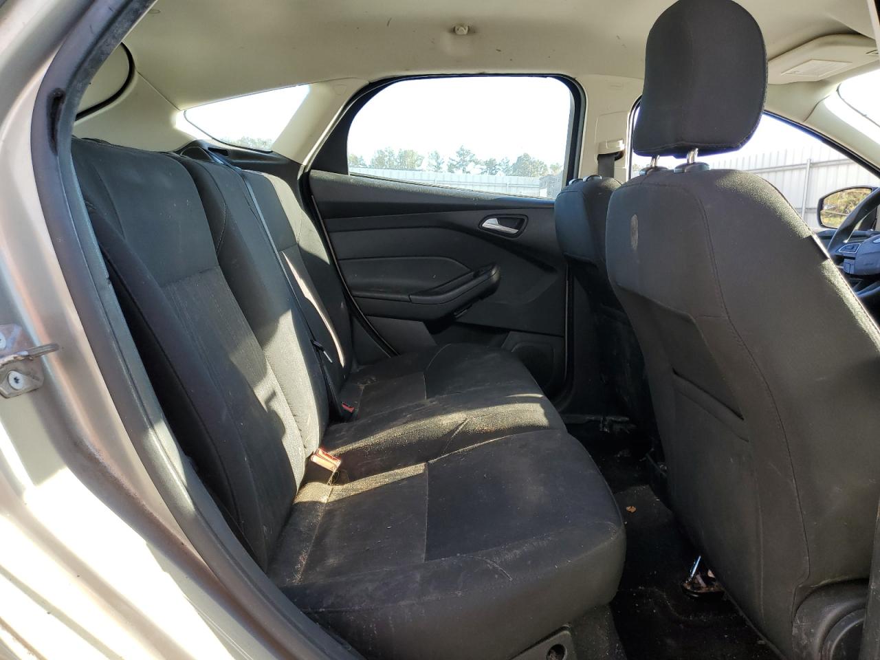 2016 Ford Focus VIN 1FADP3K22GL355621 Copart auction photo, all over / mechanical damage thumbnail 10
