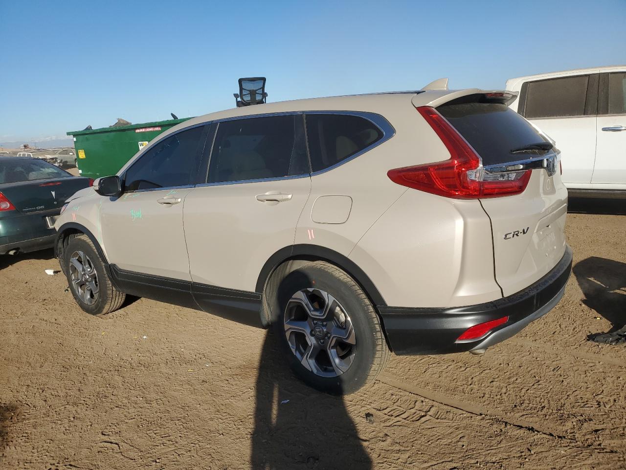 2018 Honda CR-V VIN 2HKRW2H82JH698319 Copart auction photo, front end damage thumbnail 2