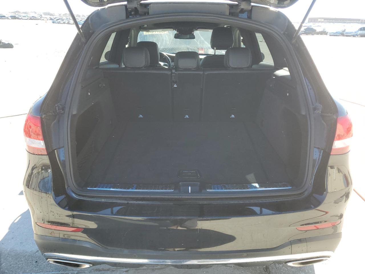 2018 Mercedes-Benz GLC VIN WDC0G4JBXJV082725 Copart auction photo, front end / minor dent/scratches damage thumbnail 6