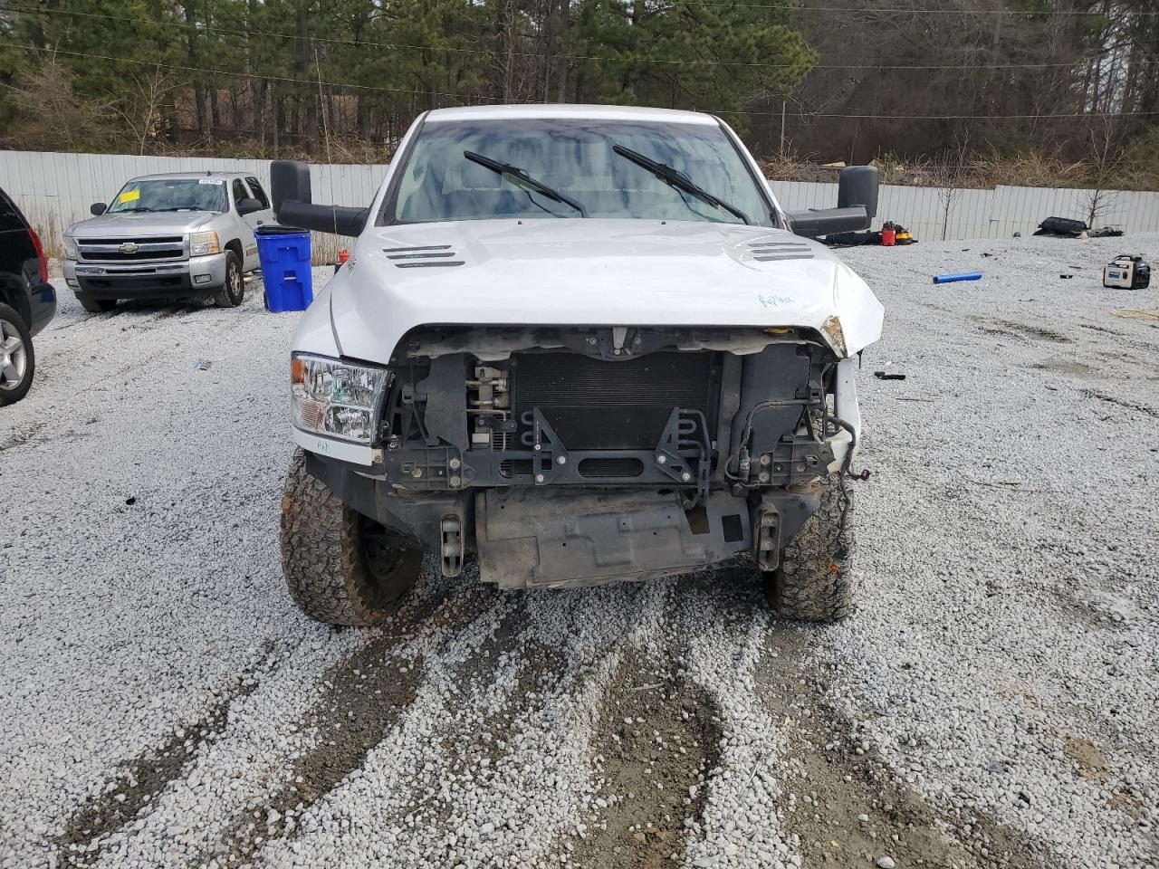 2018 RAM 2500 VIN 3C6UR5HJXJG216895 Copart auction photo, front end / mechanical damage thumbnail 5