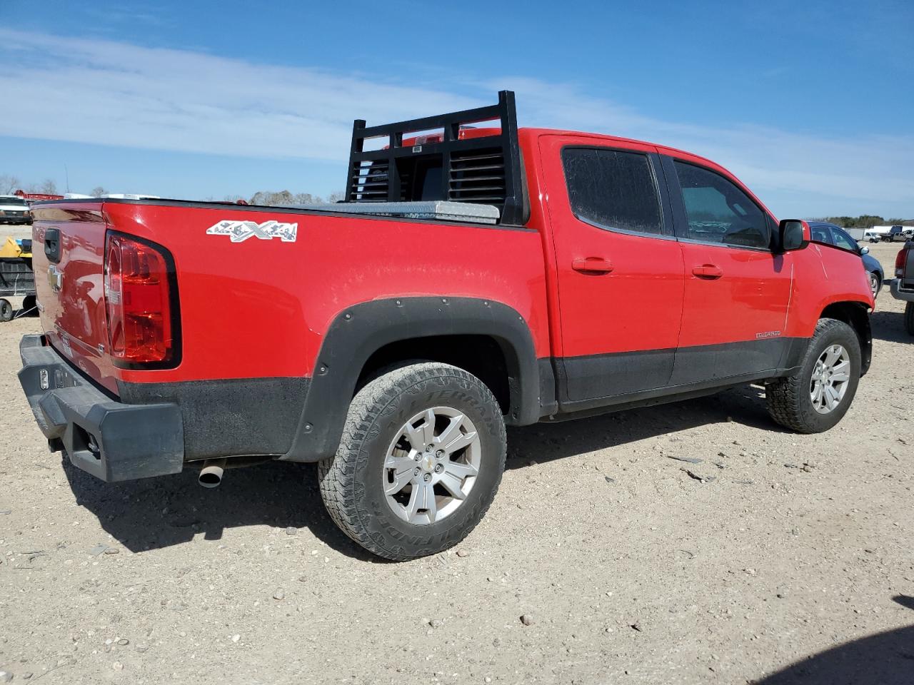 2016 Chevrolet Colorado VIN 1GCGTCE31G1122199 Copart auction photo, front end / minor dent/scratches damage thumbnail 3