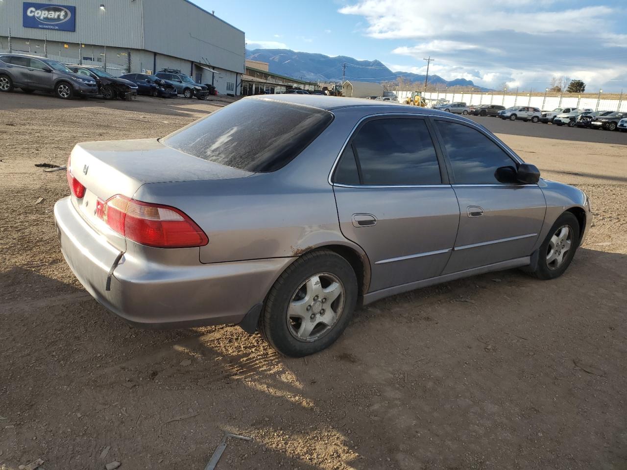 2000 Honda Accord VIN 1HGCG1653YA081715 Copart auction photo, front end damage thumbnail 3