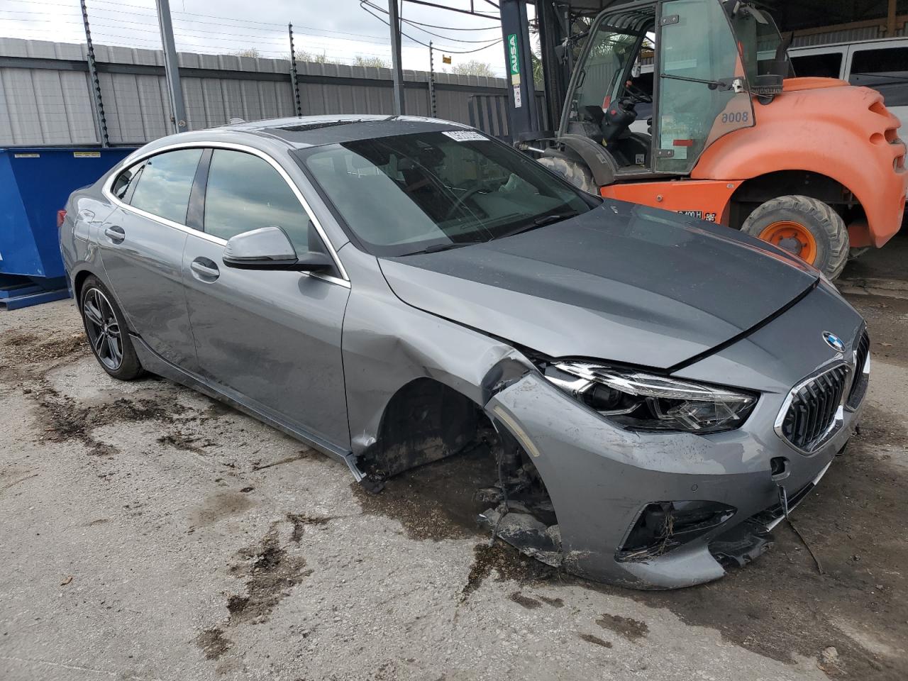 2024 BMW 2er VIN WBA53AK08R7R53766 Copart auction photo, water/flood / undercarriage damage thumbnail 4