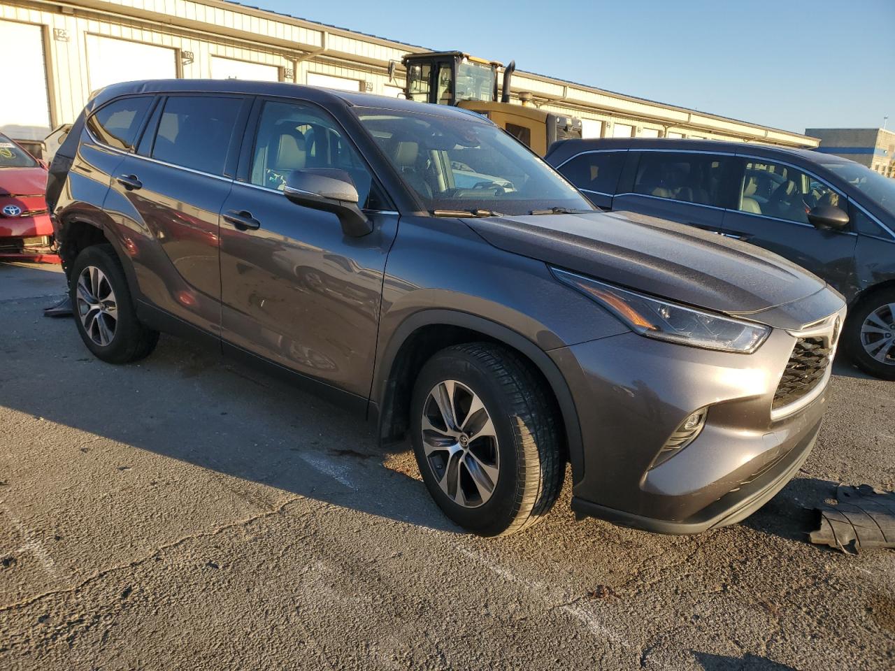 2021 Toyota Highlander VIN 5TDGZRBH8MS084566 Copart auction photo, rear end damage thumbnail 4
