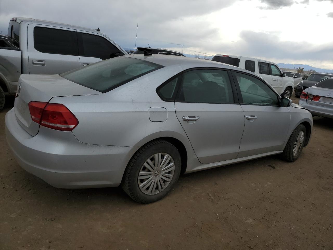 2014 Volkswagen Passat VIN 1VWAP7A33EC026600 Copart auction photo, front end / rear end damage thumbnail 3