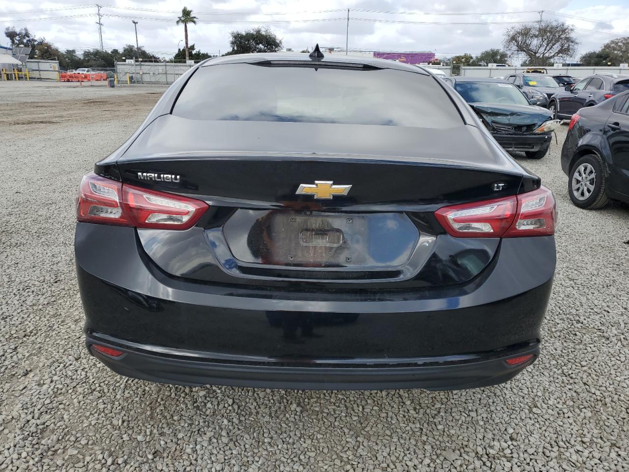 2020 Chevrolet Malibu VIN 1G1ZD5ST8LF092856 Copart auction photo, front end damage thumbnail 6