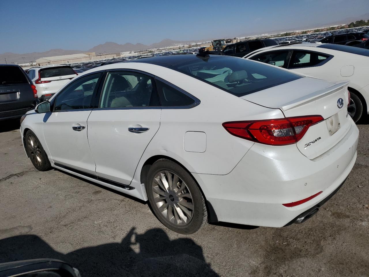 2015 Hyundai Sonata VIN 5NPE34AF1FH176736 Copart auction photo, front end / side damage thumbnail 2