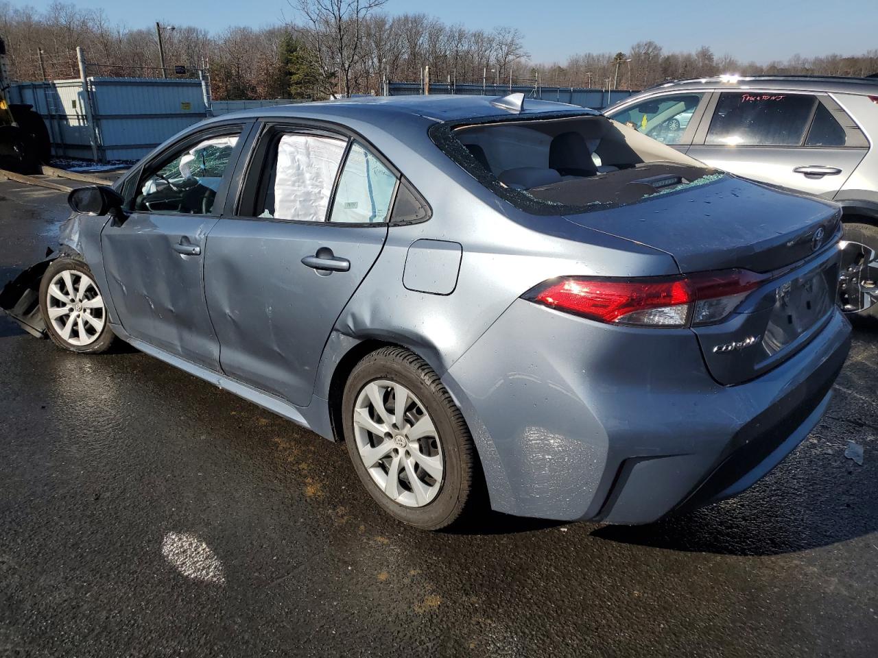 2022 Toyota Corolla VIN 5YFEPMAE9NP337279 Copart auction photo, biohazard/chemical / rollover damage thumbnail 2
