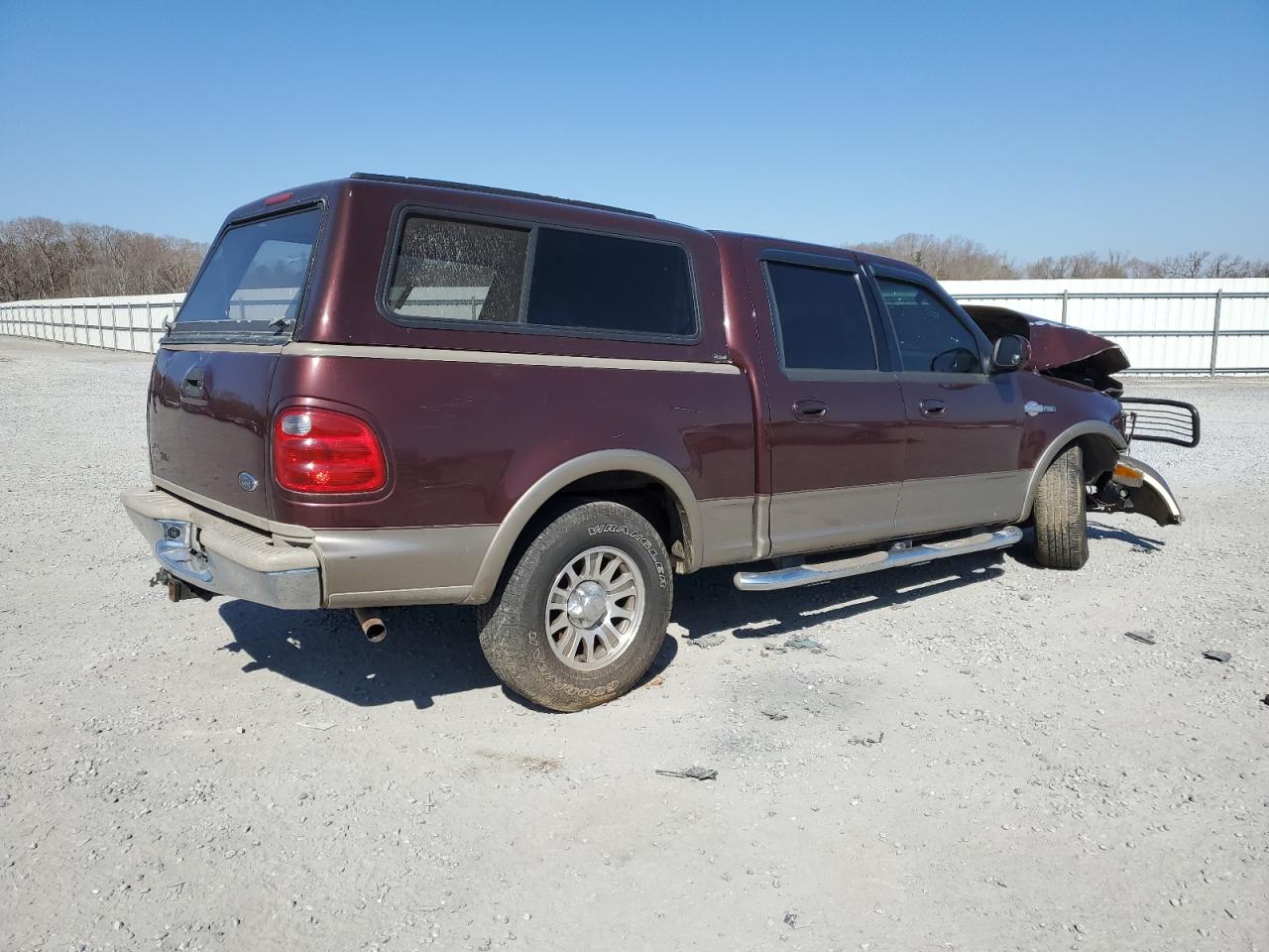 2003 Ford F-150 VIN 1FTRW07L73KD27414 Copart auction photo, front end / undercarriage damage thumbnail 3