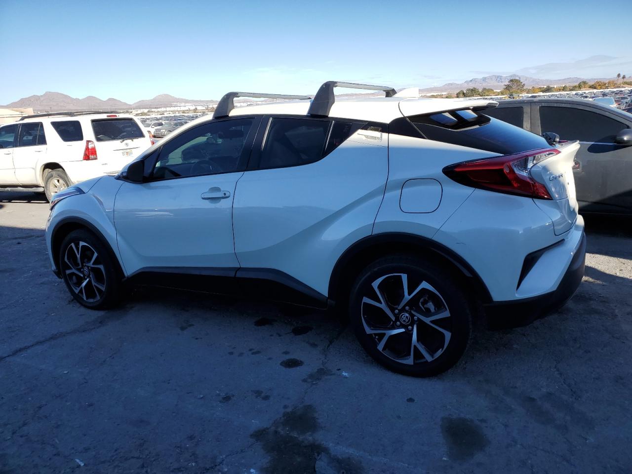 2020 Toyota C-HR VIN JTNKHMBX6L1092289 Copart auction photo, side damage thumbnail 2
