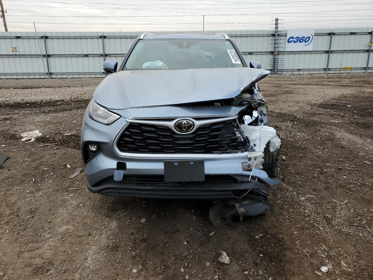2020 Toyota Highlander VIN 5TDGZRBH1LS052265 Copart auction photo, front end / side damage thumbnail 5