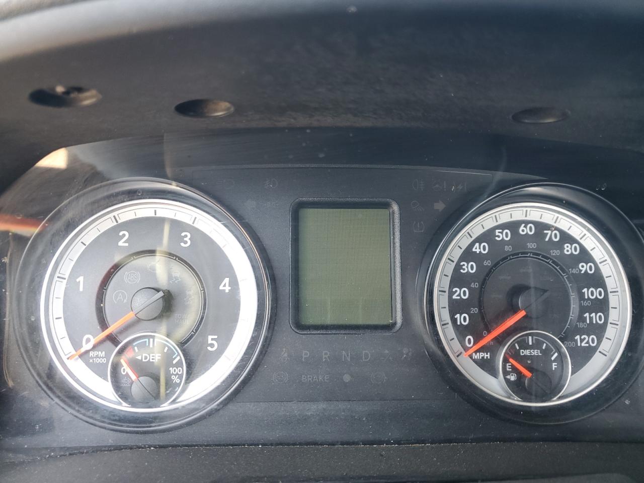2016 RAM 2500 VIN 3C6UR5HL7GG177077 Copart auction photo, front end damage thumbnail 9