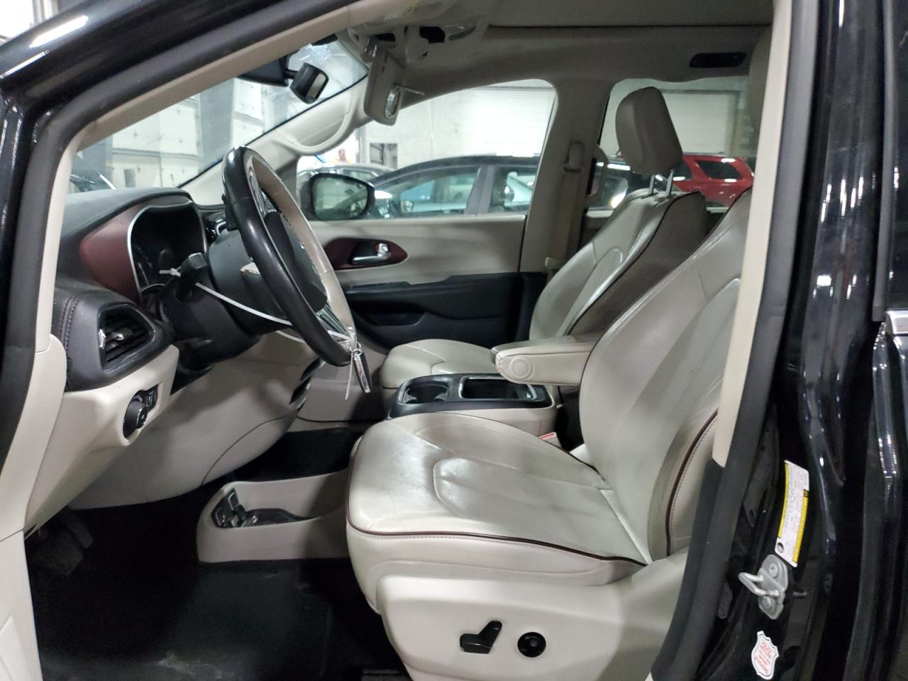 2020 Chrysler Pacifica VIN 2C4RC1GG6LR171840 Copart auction photo, front end damage thumbnail 7
