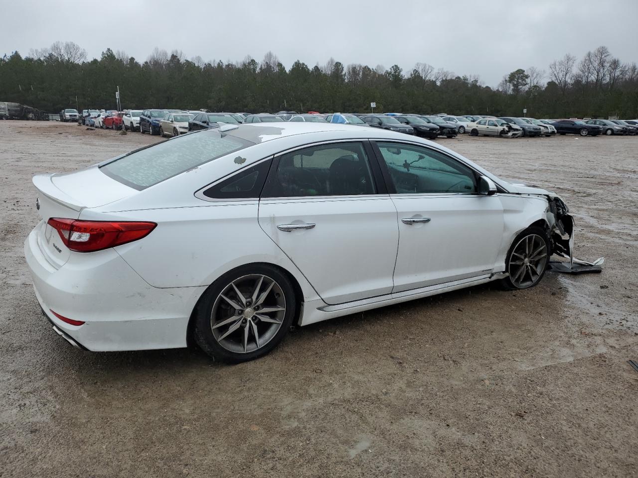 2015 Hyundai Sonata VIN 5NPE34AB9FH088837 Copart auction photo, front end / rear end damage thumbnail 3