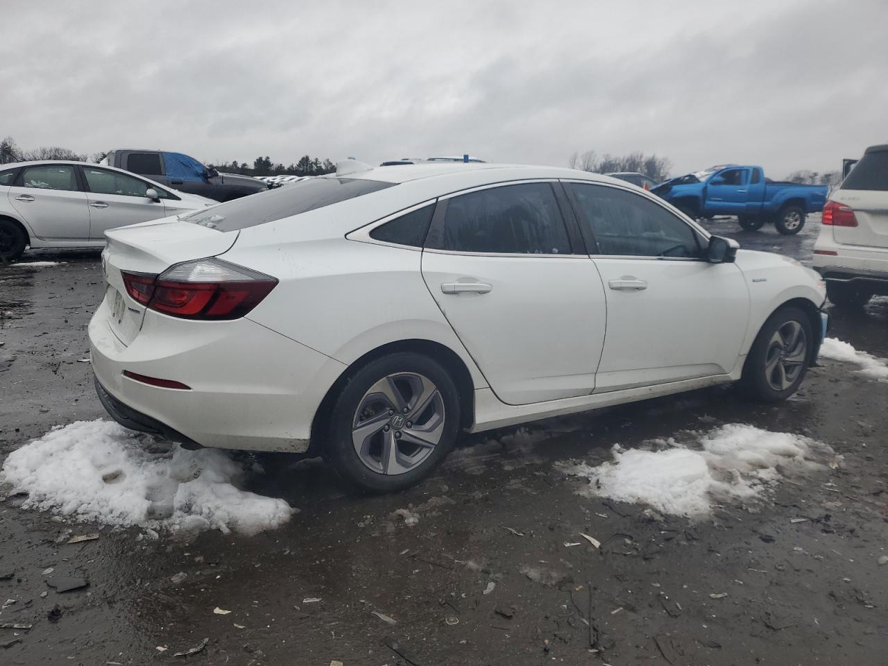 2020 Honda Insight VIN 19XZE4F55LE012417 Copart auction photo, front end / minor dent/scratches damage thumbnail 3