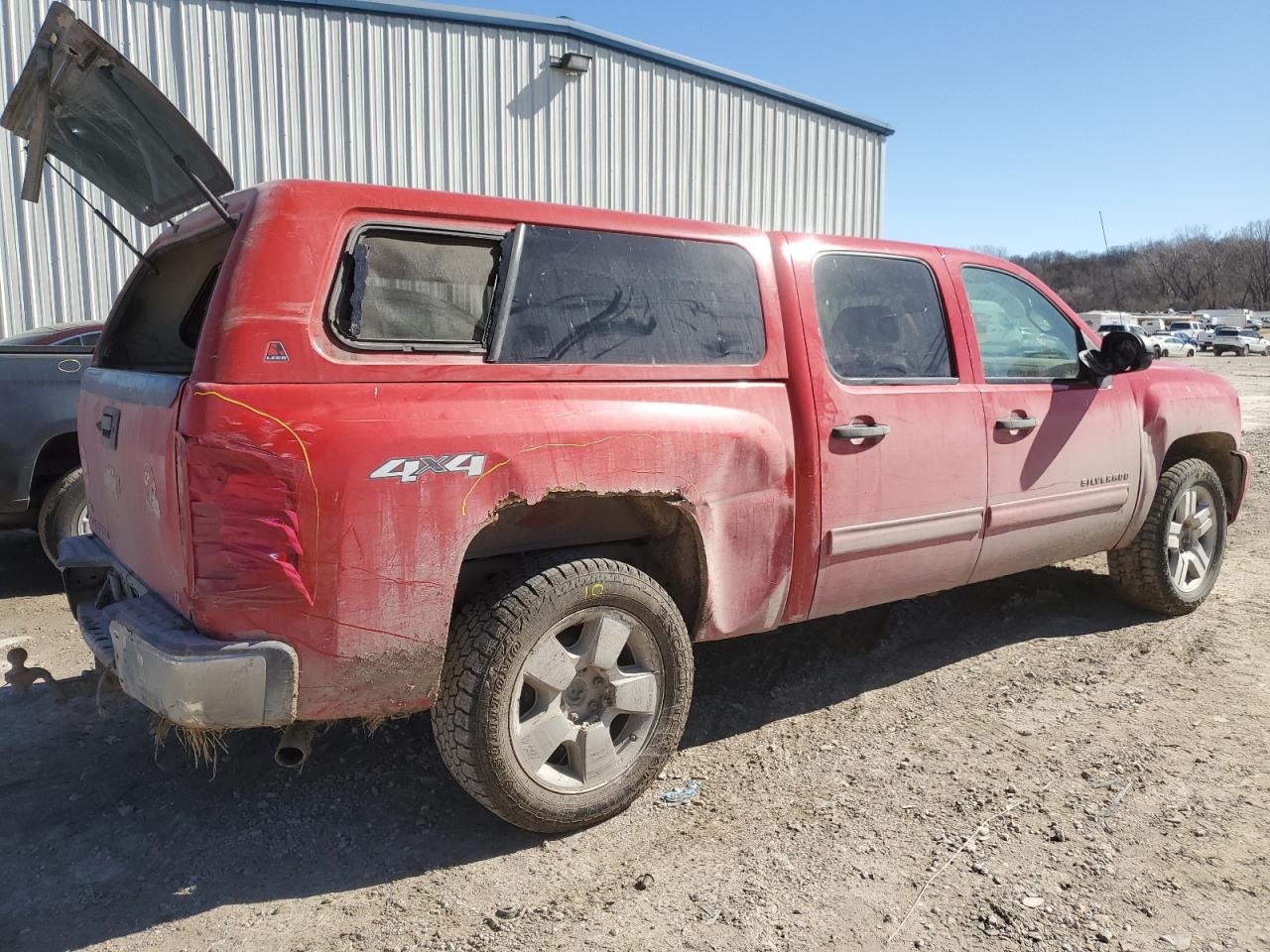 2011 Chevrolet Silverado VIN 3GCPKSE33BG398116 Copart auction photo, front end damage thumbnail 3
