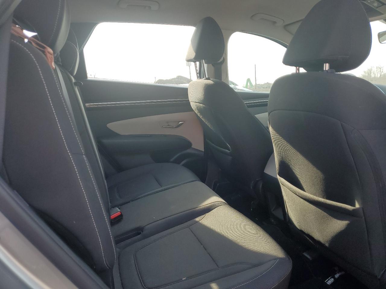 2022 Hyundai Tucson VIN 5NMJA3AE7NH002705 Copart auction photo, rear end damage thumbnail 11