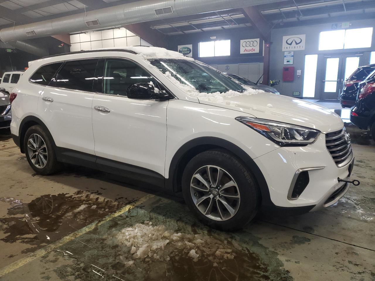 2018 Hyundai Santa Fe VIN KM8SMDHF8JU283721 Copart auction photo, minor dent/scratches / mechanical damage thumbnail 4