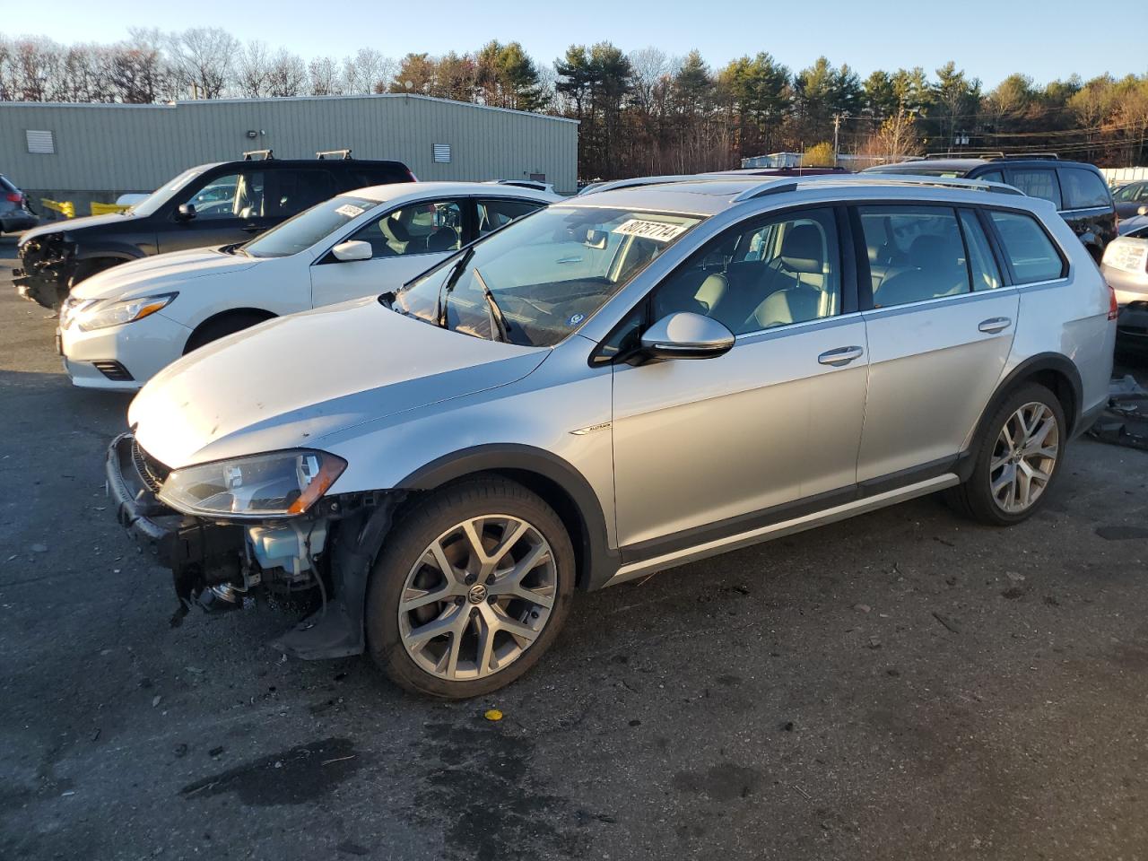 2017 Volkswagen Golf VIN 3VWH17AU0HM527469 - Copart auction photo