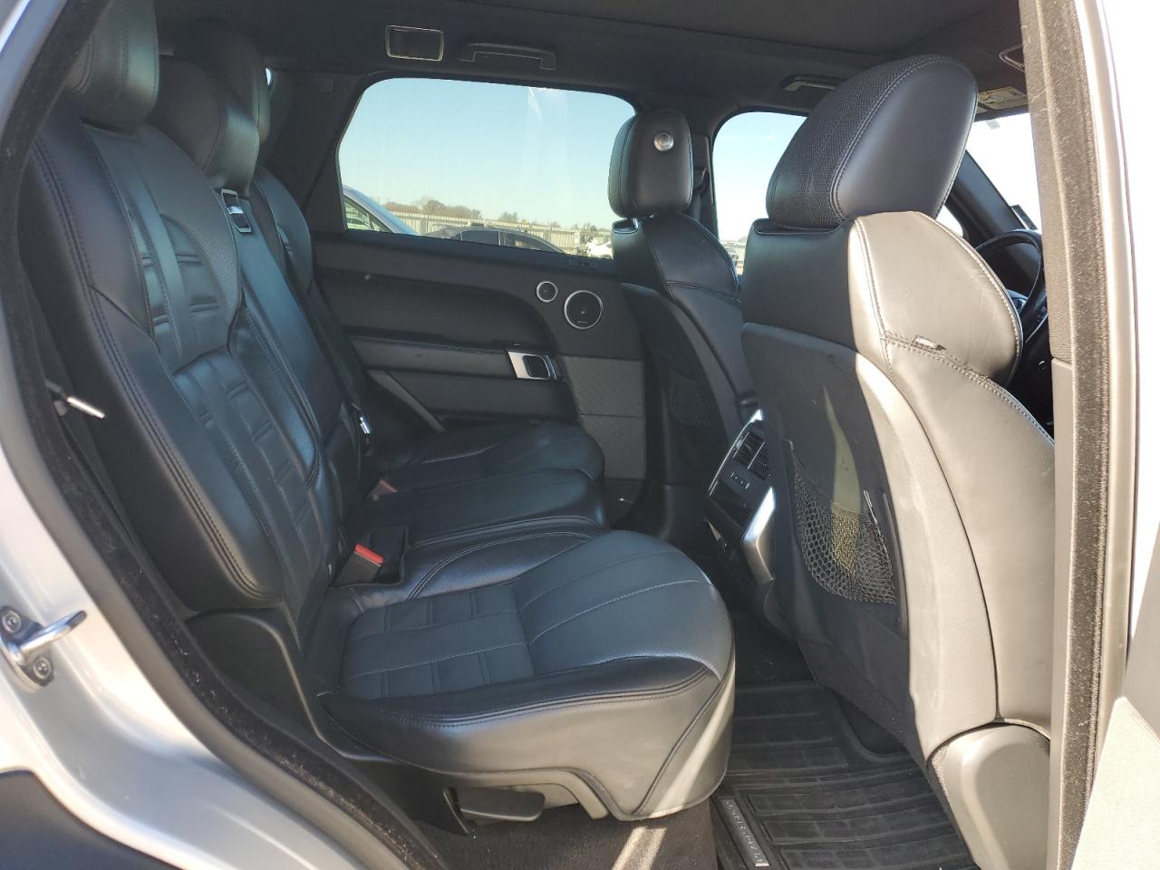 2016 Land Rover Range Rover VIN SALWS2PF4GA112842 Copart auction photo, front end / hail damage thumbnail 11