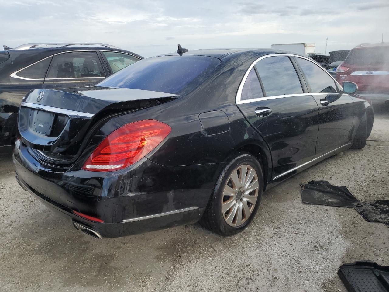 2015 Mercedes-Benz S-klasse VIN WDDUG8CB8FA155591 Copart auction photo, water/flood damage thumbnail 3