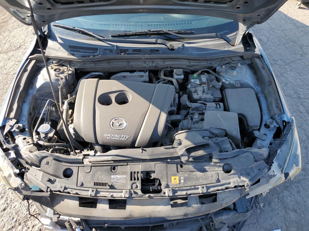 2016 Mazda 3 VIN JM1BM1X7XG1279595 Copart auction photo, front end damage thumbnail 11