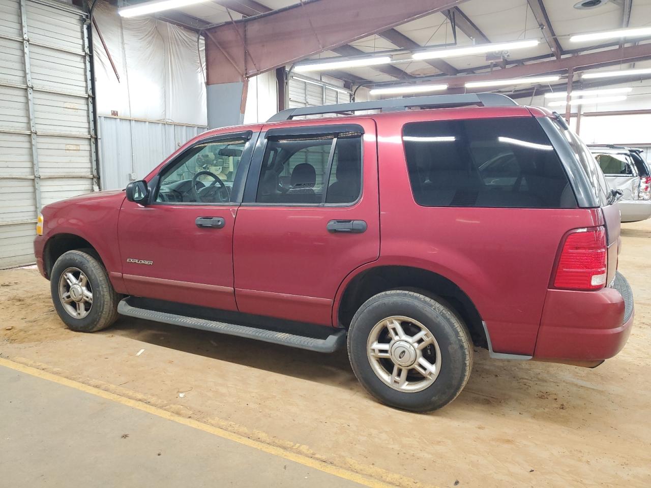 2005 Ford Explorer VIN 1FMZU73E55UB96184 Copart auction photo, side damage thumbnail 2