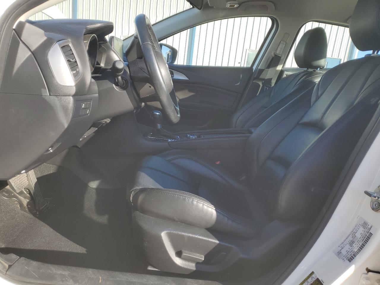2017 Mazda 3 VIN 3MZBN1V72HM118532 Copart auction photo, front end damage thumbnail 7