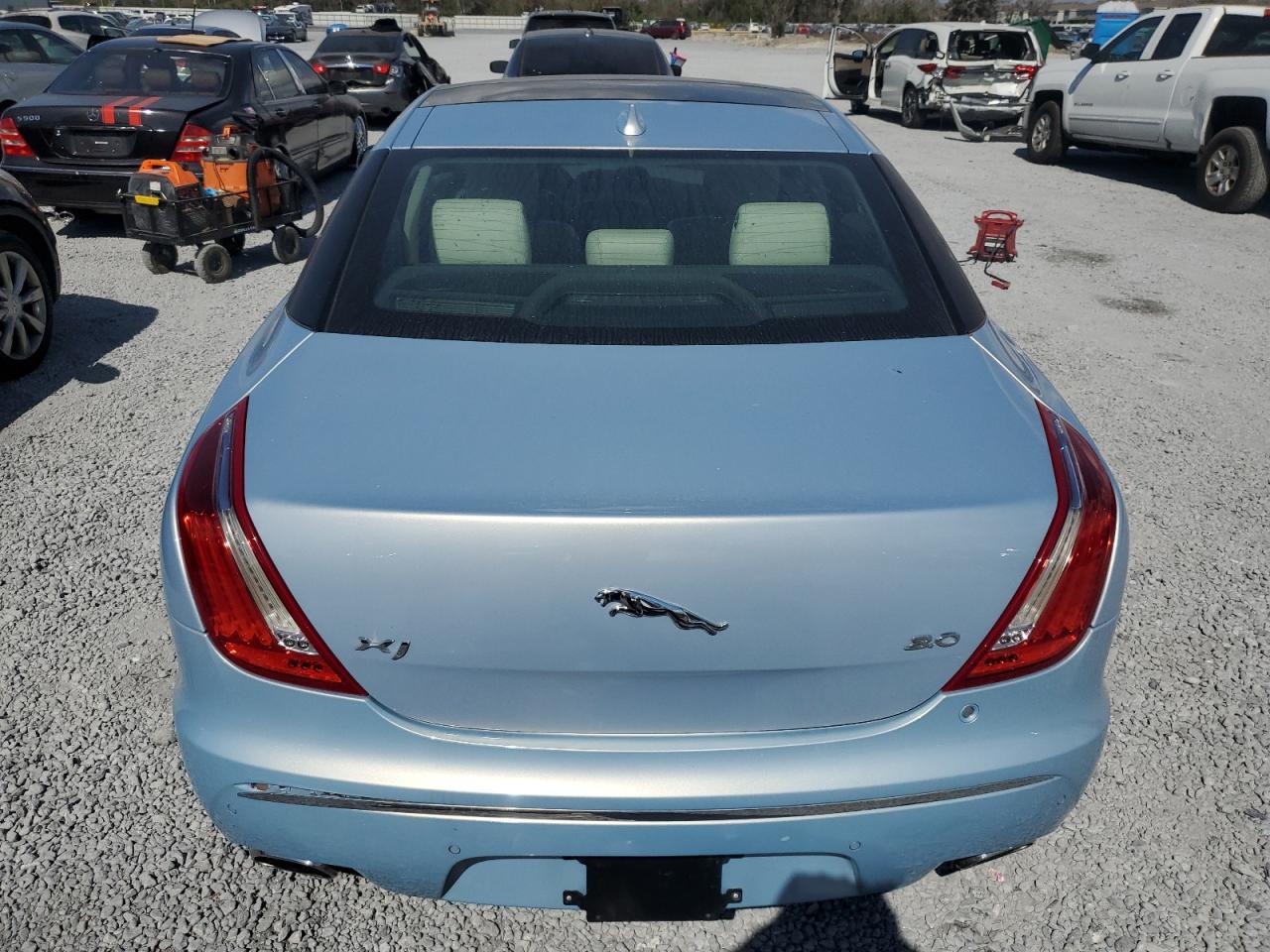 2014 Jaguar XJ VIN SAJWA1CZ4E8V71167 Copart auction photo, water/flood damage thumbnail 6