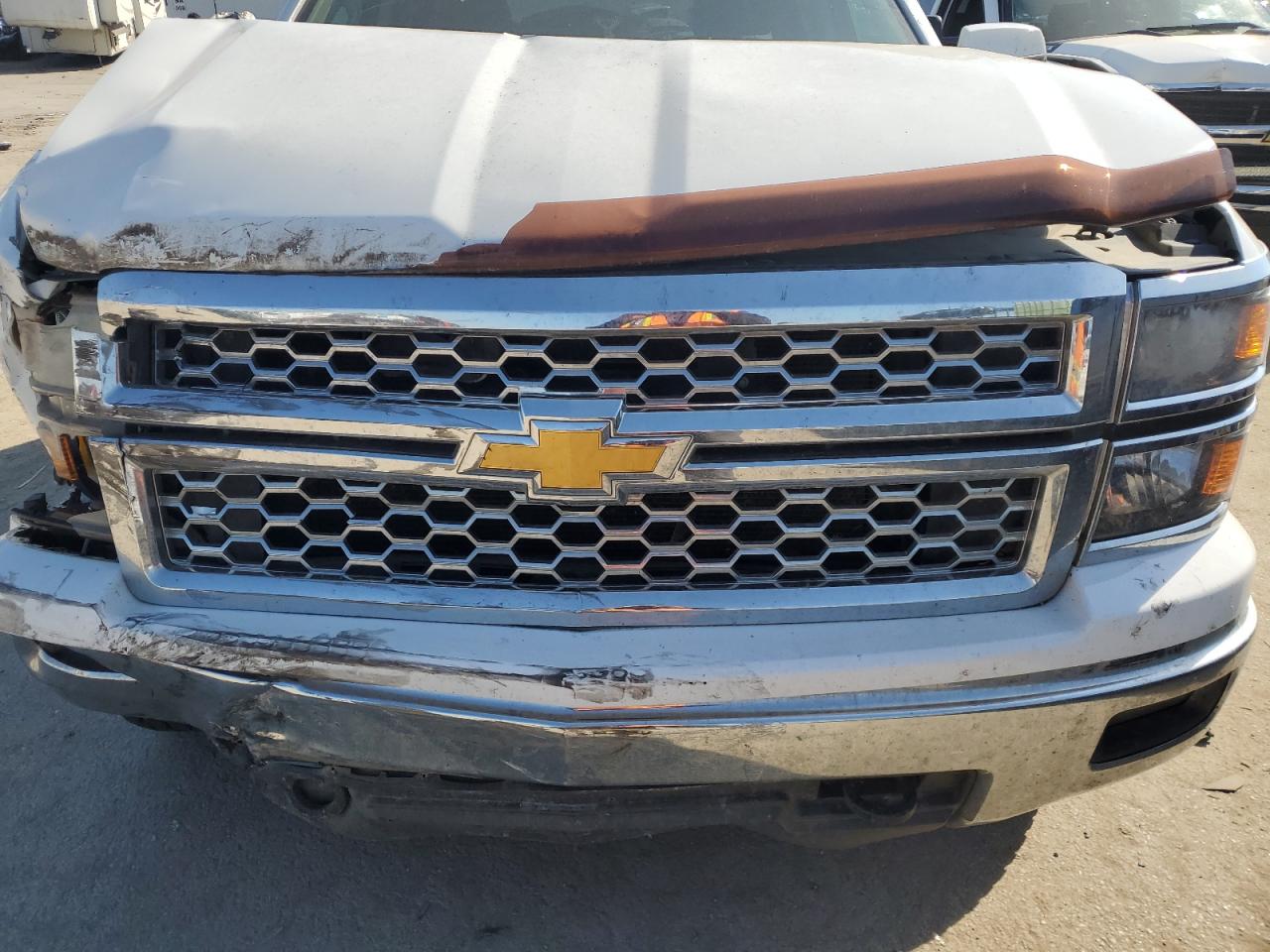 2015 Chevrolet Silverado VIN 3GCUKREC5FG219592 Copart auction photo, all over damage thumbnail 11