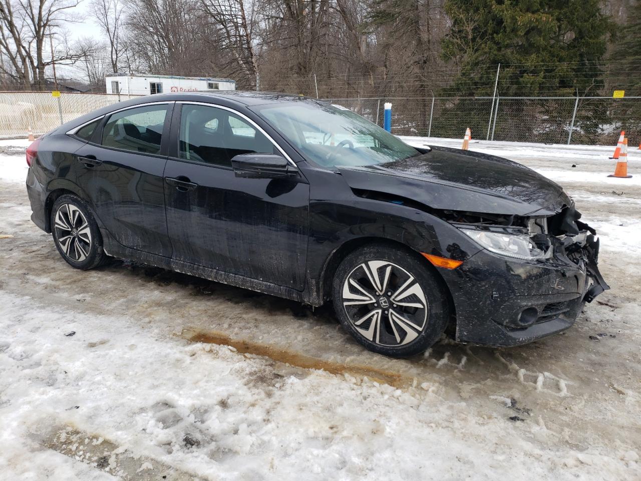 2017 Honda Civic VIN 19XFC1F39HE017939 Copart auction photo, front end damage thumbnail 4