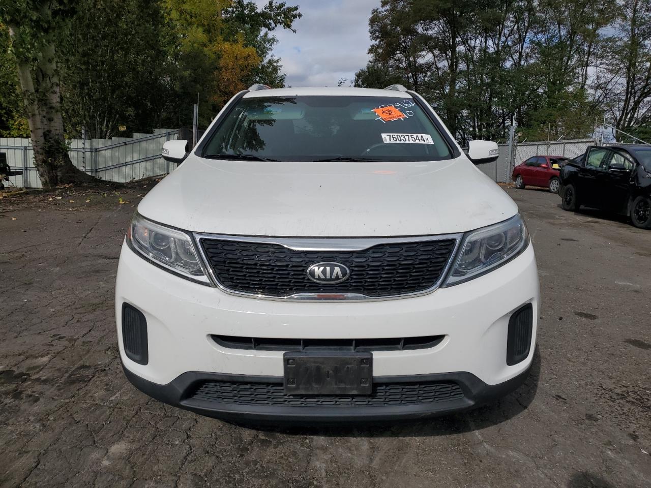 2015 KIA Sorento VIN 5XYKT4A71FG631748 Copart auction photo, vandalism / undercarriage damage thumbnail 5