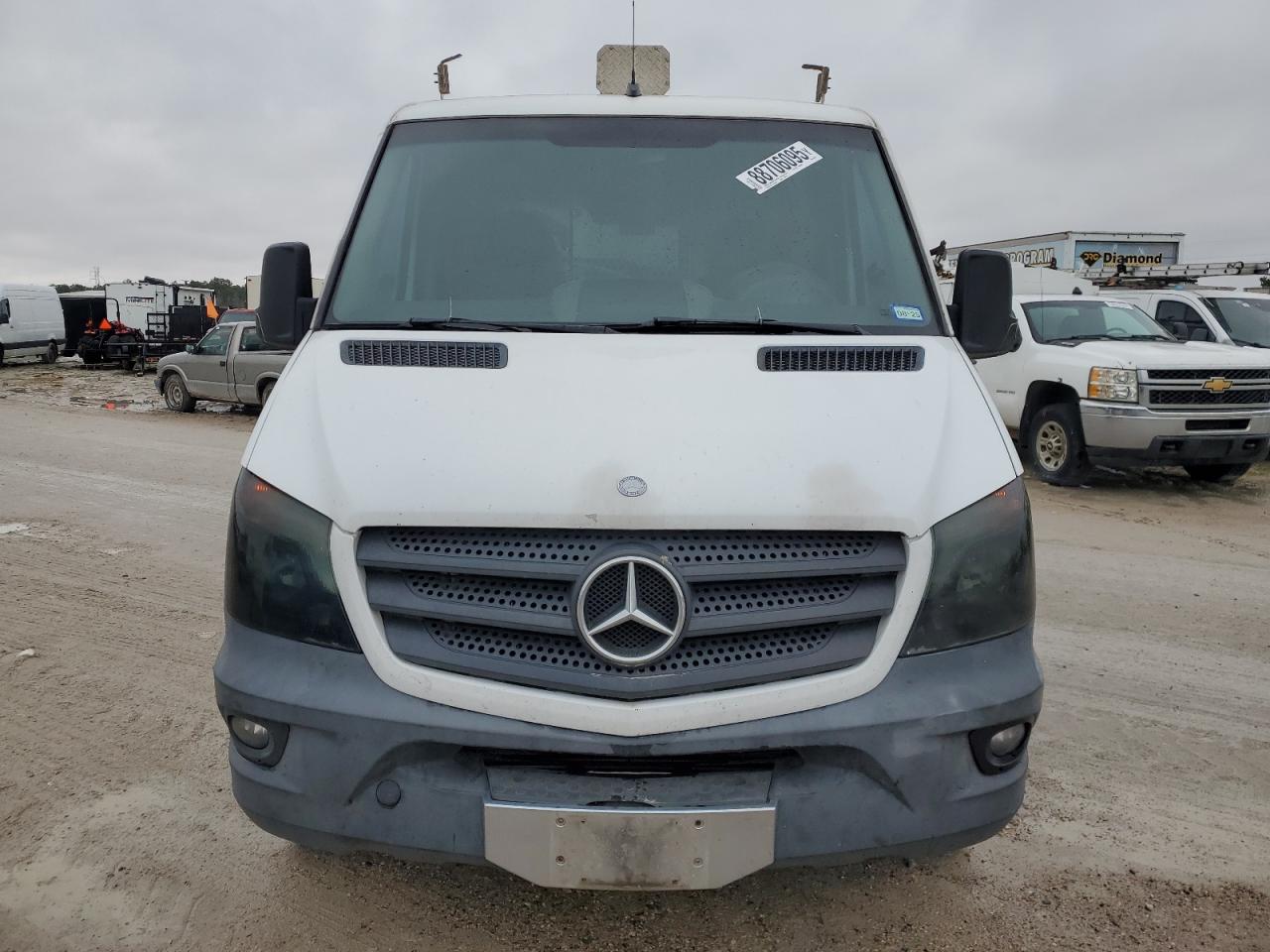 2014 Mercedes-Benz Sprinter VIN WD3PE7CC7E5932103 Copart auction photo, normal wear / minor dent/scratches damage thumbnail 5