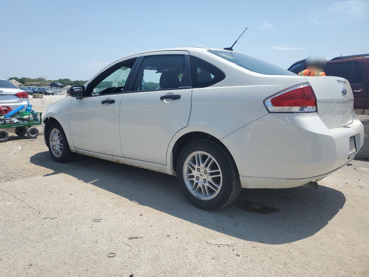 2010 Ford Focus VIN 1FAHP3FN2AW272704 Copart auction photo, front end damage thumbnail 2
