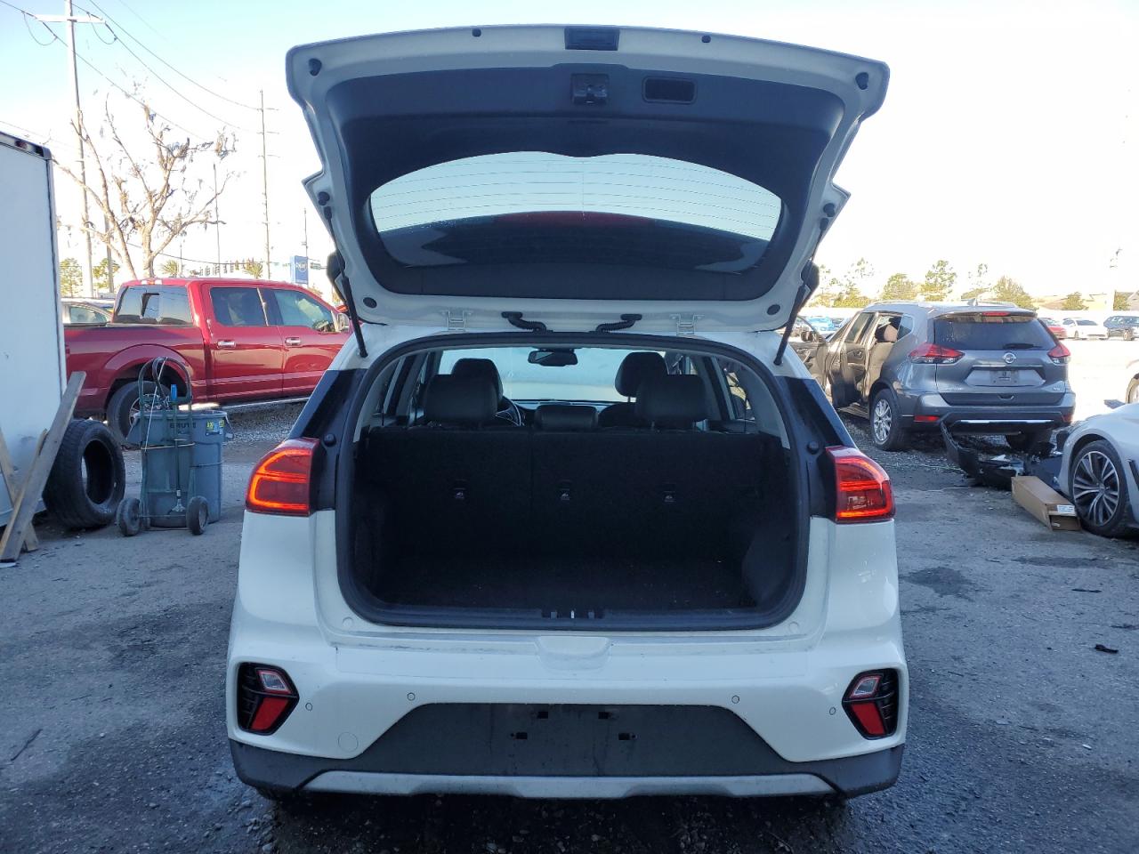 2020 KIA Niro VIN KNDCC3LD5L5364054 Copart auction photo, front end damage thumbnail 6