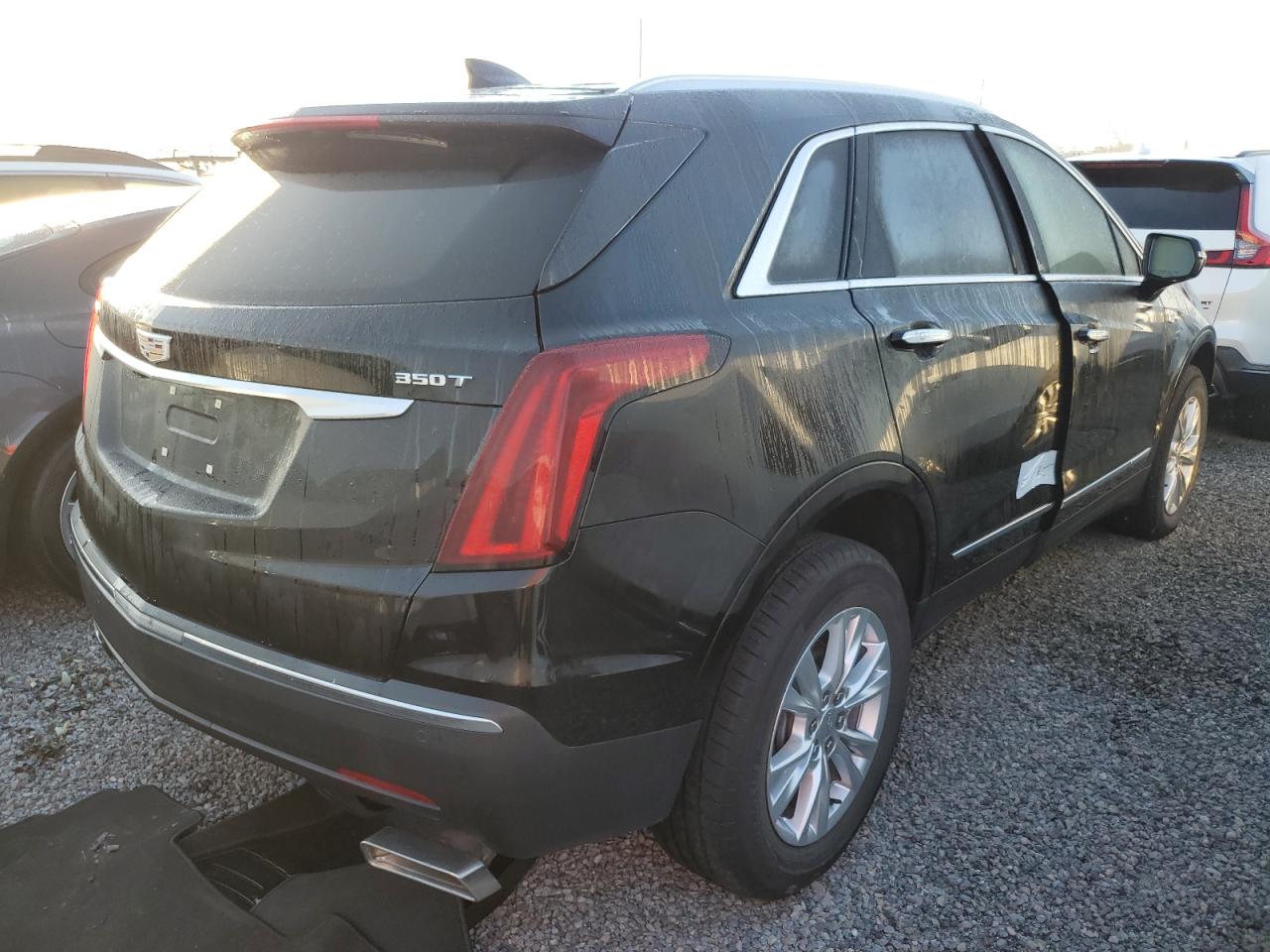 2022 Cadillac XT5 VIN 1GYKNAR47NZ100986 Copart auction photo, water/flood damage thumbnail 3